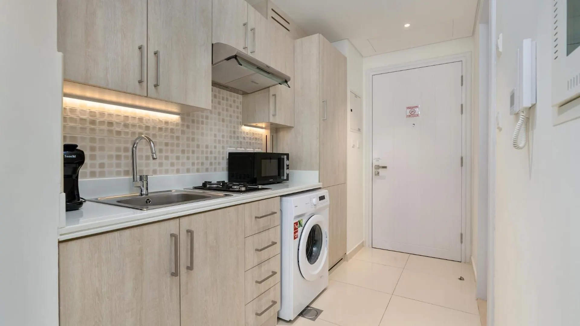 Private Beach & Pools - Palm Jumeirah - Cityapartmentstay Dubai Apartment